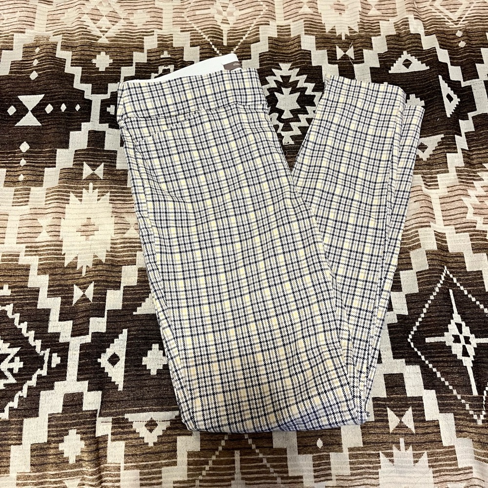 Dress pants